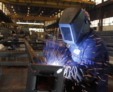 Jason Gathings, a welder, works at Fabricated Metal Products which is a small factory in Cudahy that has seen sales flatten and stopped hiring the last few months. Their experience more or less mirrors the national employment situation we're writing about for Saturday. Friday, September 7,2012. Journal Sentinel photo by Rick Wood/RWOOD@JOURNALSENTINEL.COM
